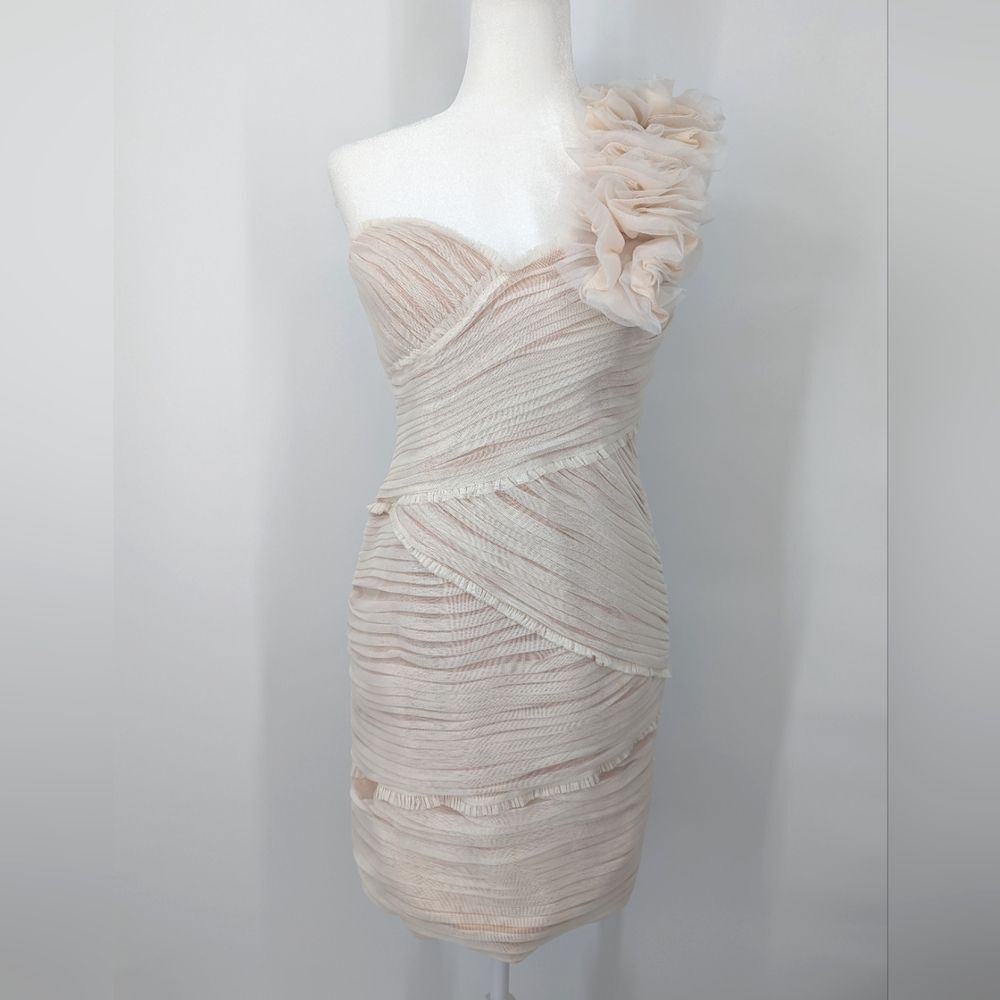 JS Collections Asymmetric Ruffle Shoulder Ruched Gathered Format Mini Dress 6P - Picture 3 of 8